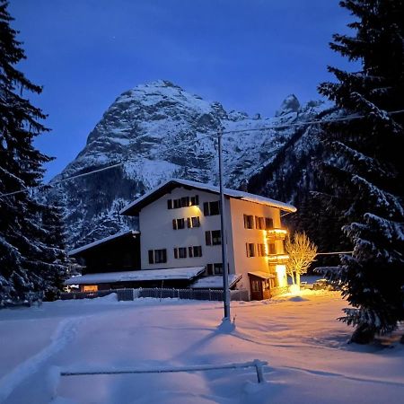 Al Cervo Albergo - Hotel Stabiziane 외부 사진